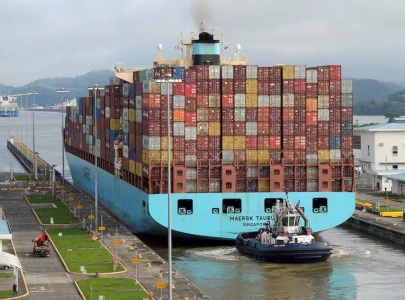 trump questions panama canal ownership draws global attention