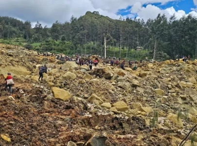 ethiopia landslide claims 55 lives say local officials