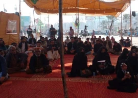 karachi traffic disrupted as mwm sit ins continue over parachinar situation