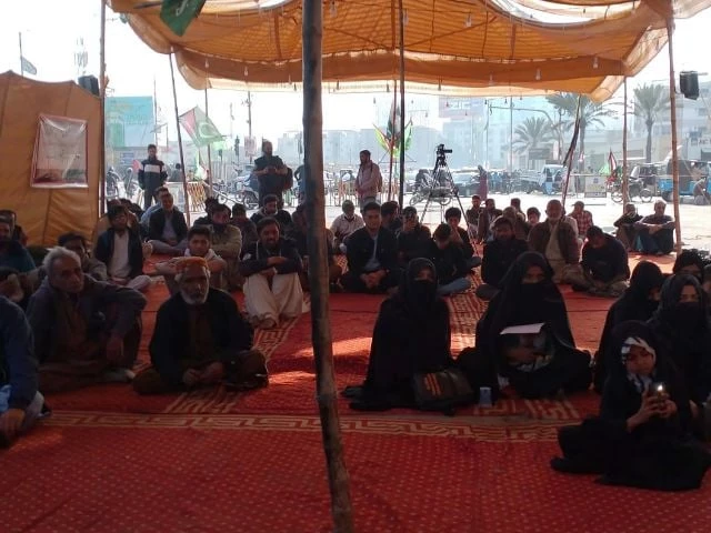 mwm staging sit in at karachi s numaish chowrangi on thursday file photo mwmpakofficial fb mwm staging sit in at karachi s numaish chowrangi on thursday file photo mwmpakofficial fb