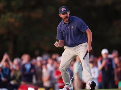 usa grabs 11 7 lead at presidents cup golf