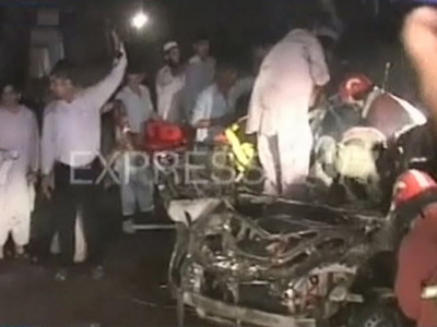 one person killed in peshawar blast