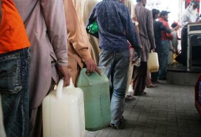 oil tankers strike 45 increase in fares ends strike