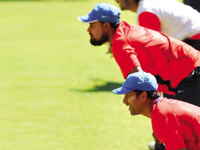 india can cope with pressure says dhoni india can cope with pressure says dhoni