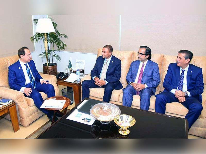 a delegation of the appac led by deputy speaker of the new york state assembly phil ramos called on caretaker federal minister dr nadeem jan photo app