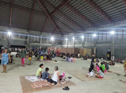 residents begin to return home after philippine quake kills one residents begin to return home after philippine quake kills one