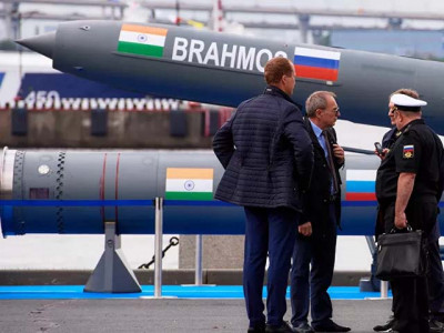why it s risky for russia to export brahmos missiles to the south china sea why it s risky for russia to export brahmos missiles to the south china sea