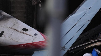 2 children among 4 dead in plane crash off australia coast