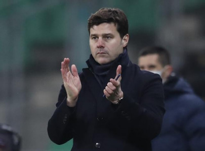 pochettino makes underwhelming start as psg draw at st etienne pochettino makes underwhelming start as psg draw at st etienne
