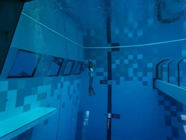 deepspot has 8 000 cubic metres of water more than 20 times the amount in an ordinary 25 metre pool photo afp deepspot has 8 000 cubic metres of water more than 20 times the amount in an ordinary 25 metre pool photo afp