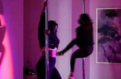 saudi women reject stigma to embrace pole dancing