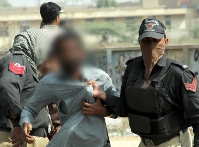 police torture retired teacher in sanghar police torture retired teacher in sanghar