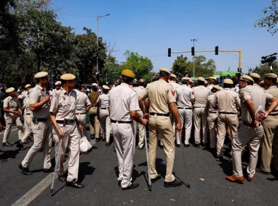 india s bjp members detained at protest seeking delhi leader s resignation india s bjp members detained at protest seeking delhi leader s resignation