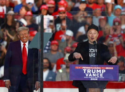 is elon musk s new role as trump s first buddy sparking jealousy in the inner circle