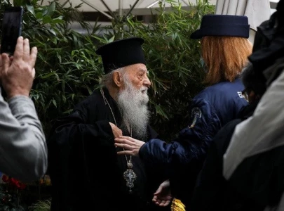 watch orthodox priest shouts pope you are a heretic at francis in athens