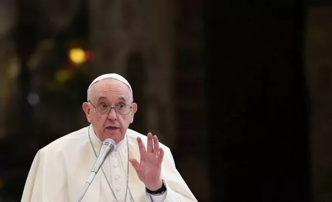 pope thanks journalists for helping expose church sex scandals pope thanks journalists for helping expose church sex scandals