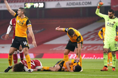 premier league to trial concussion replacements votes against five subs premier league to trial concussion replacements votes against five subs