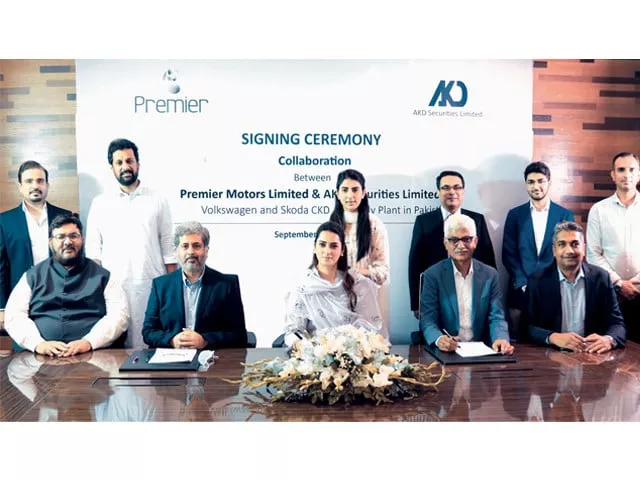 from left to right sitting aqeel karim dhedhi chairman akd group muhammad farid alam ceo akd securities limited hina junaid chairperson akd securities limited syed arshad raza ceo premier motors limited and usama qureshi director premier group from left to right standing abadan m mohajir syed khurram shahid afsheen dhedhi muhammad yasin aumar abbassciy and muddabar kalim from left to right sitting aqeel karim dhedhi chairman akd group muhammad farid alam ceo akd securities limited hina junaid chairperson akd securities limited syed arshad raza ceo premier motors limited and usama qureshi director premier group from left to right standing abadan m mohajir syed khurram shahid afsheen dhedhi muhammad yasin aumar abbassciy and muddabar kalim