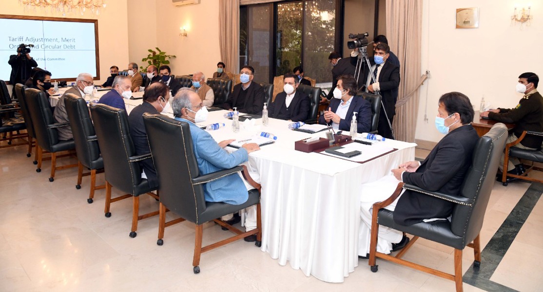 prime minister imran khan chairs the meeting economic team in islamabad on december 18 2020 photo pid