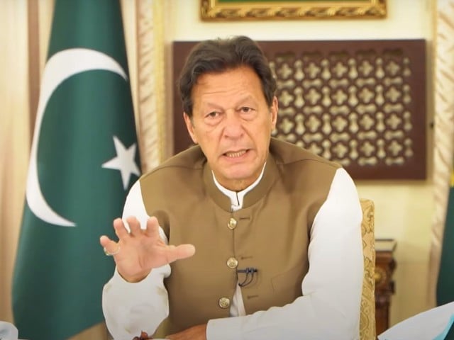 prime minister imran khan responds to the questions of the citizens in a live session on april 4 2021 screengrab