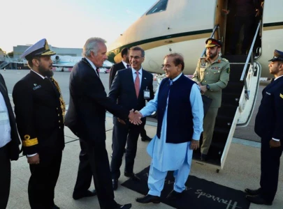 pm arrives in london to attend queen elizabeth s funeral