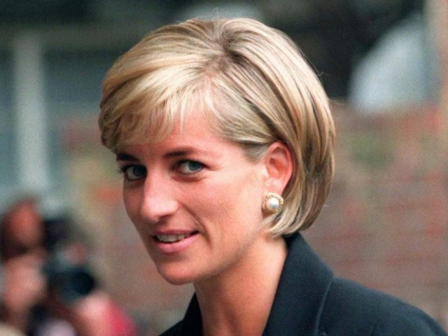 william and kate help george charlotte and louis honor princess diana on 27th death anniversary william and kate help george charlotte and louis honor princess diana on 27th death anniversary