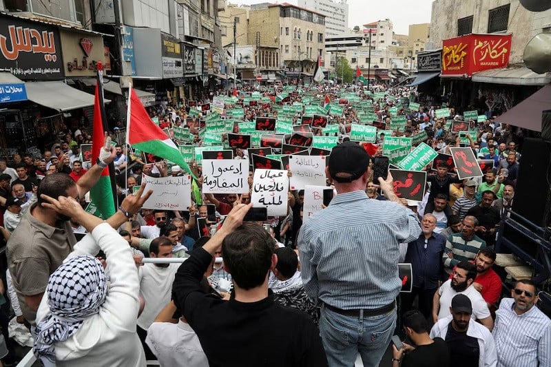 Demonstrators attend a protest in support of Palestinians in Gaza, in Amman, Jordan May 10, 2024. PHOTO: REUTERS
