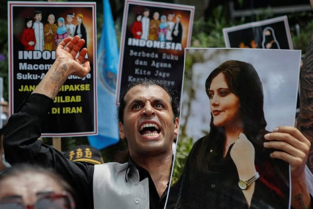 a protest against the iranian regime following the death of mahsa amini outside embassy of iran in jakarta indonesia october 18 2022 reuters
