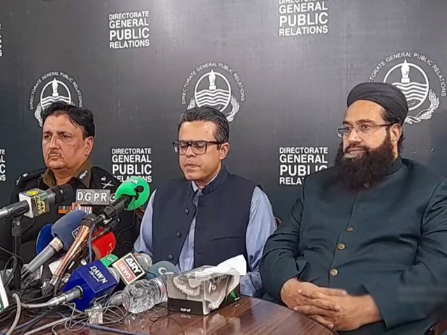 punjab govt spokesperson flanked by pm s aide and police chief addressing press conference screengrab