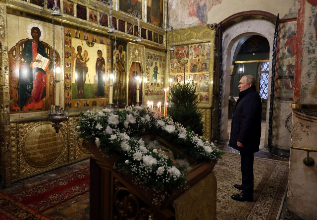 russian president vladimir putin attends the orthodox christmas service at the kremlin in moscow russia january 7 2023 photo reuters russian president vladimir putin attends the orthodox christmas service at the kremlin in moscow russia january 7 2023 photo reuters