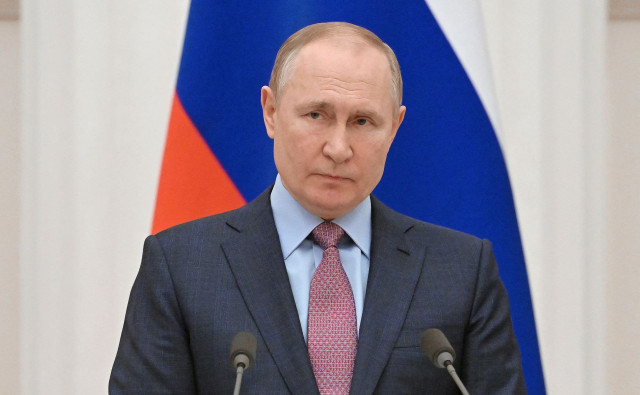 russian president vladimir putin attends a joint news conference with belarusian president alexander lukashenko in moscow russia february 18 2022 photo reuters russian president vladimir putin attends a joint news conference with belarusian president alexander lukashenko in moscow russia february 18 2022 photo reuters