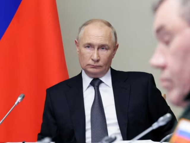 russia woos fighters thru loans write off