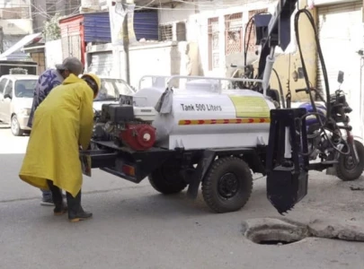 qmc lacks machinery to clean city qmc lacks machinery to clean city