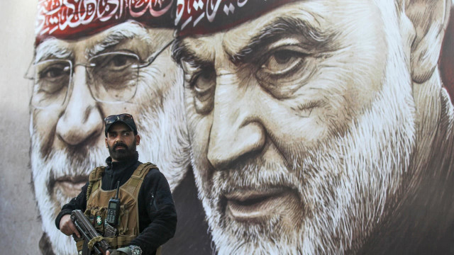 iraq court orders trump arrest over drone strike on iran general