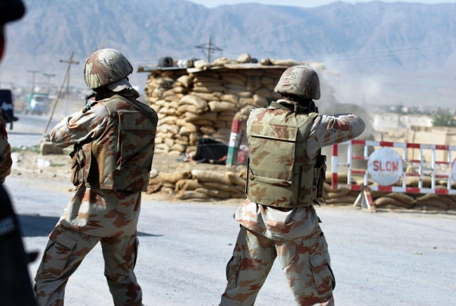 five would be bombers gunned down in quetta five would be bombers gunned down in quetta