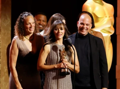 quincy jones honored posthumously with honorary oscar at governors awards 2024