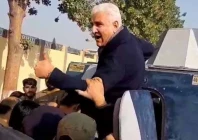 pti leader shah mahmood qureshi laments lack of justice following his re arrest from outside adiala jail photo screengrab express pti leader shah mahmood qureshi laments lack of justice following his re arrest from outside adiala jail photo screengrab express