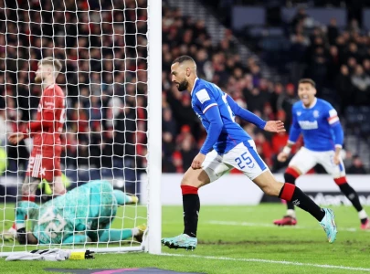 roofe sends rangers into old firm final