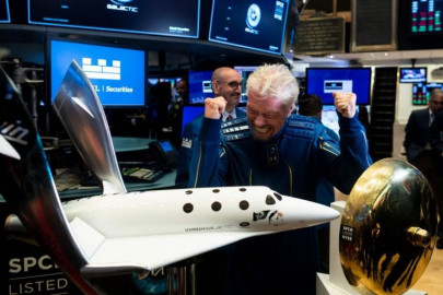 billionaire blast off richard branson plans space trip earlier than rival bezos billionaire blast off richard branson plans space trip earlier than rival bezos