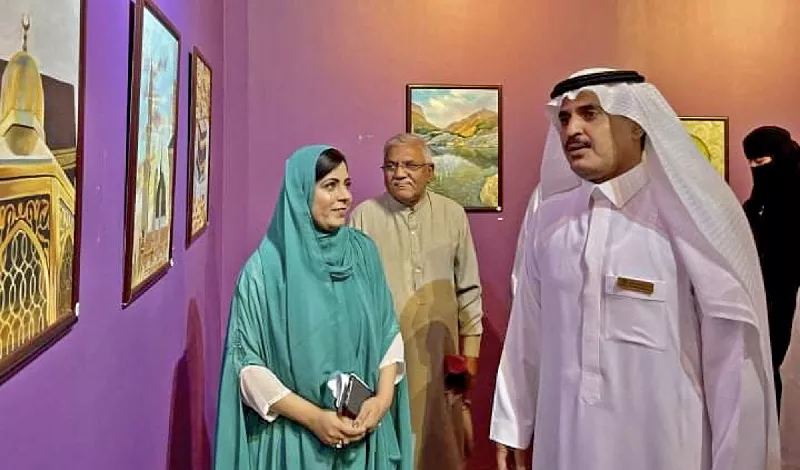 pakistani painter rabia zakir left presents her work during a solo exhibition at al rashid mall in madina on march 8 2022 photo rabia zakir pakistani painter rabia zakir left presents her work during a solo exhibition at al rashid mall in madina on march 8 2022 photo rabia zakir