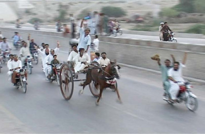 racing horses against the floods