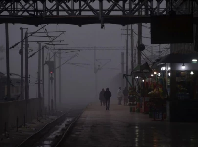 fog disrupts train operations across country