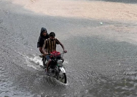 rain cools lahore as monsoon spell begins in punjab