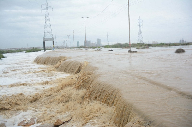 heavy rain photo express