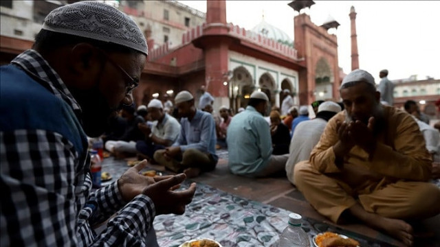 locals say the life has returned to the area and the courtyard of the red sandstone mosque built by mughal emperor shah jahan in the 17th century photo anadolu agency