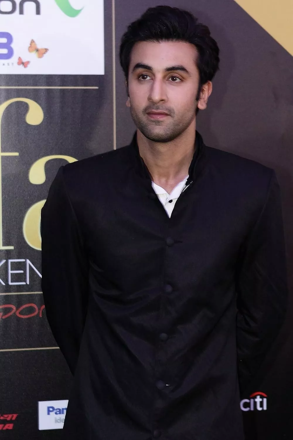 ranbir to play lead villain in dhoom 4 ranbir to play lead villain in dhoom 4