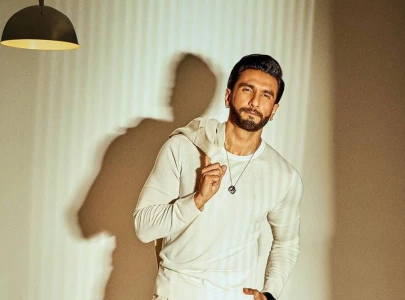 ranveer singh summoned by mumbai police over risque photoshoot