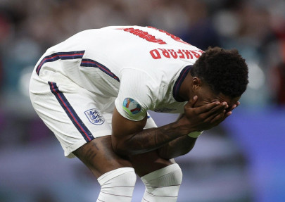 england s rashford apologises for euro final penalty miss england s rashford apologises for euro final penalty miss