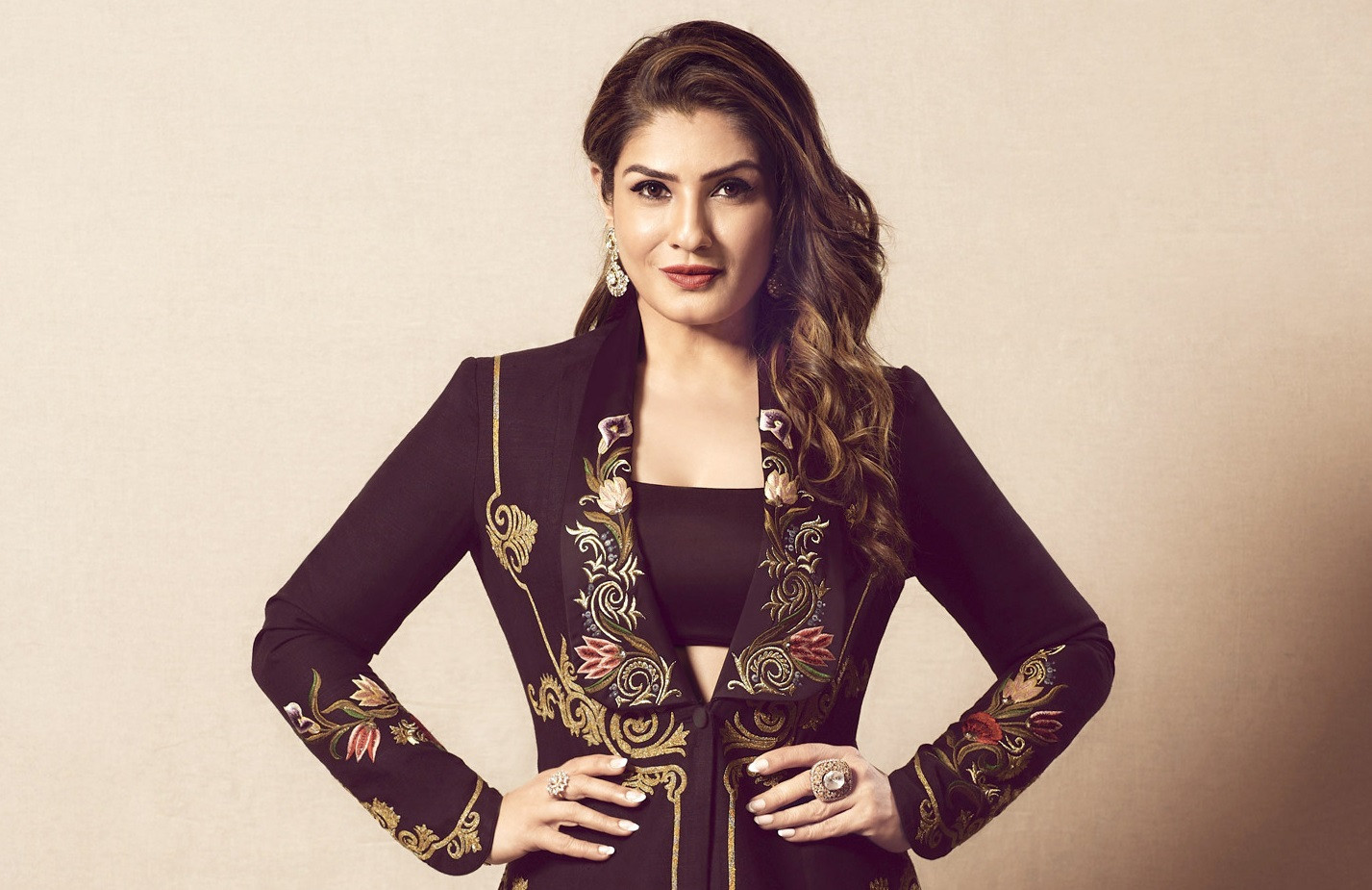 1427px x 925px - Raveena Tandon thinks Bollywood is brutal for star kids
