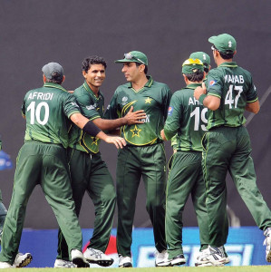 pakistan look to break world champions winning run